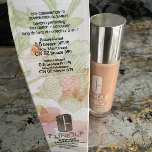 Clinique beyond perfecting - Picture 2 of 2